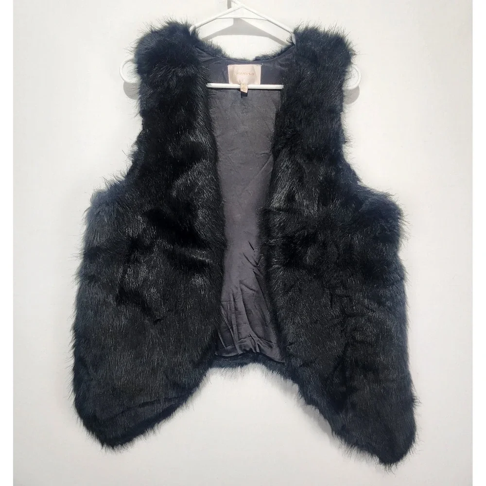 Skies Are Blue Women's Black Faux Fur Elegant Vest‎ Size M